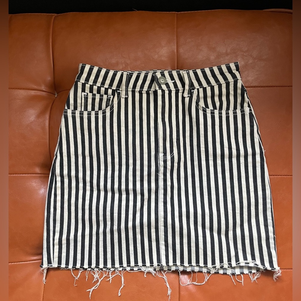 Hollister Black and White Striped Mini Skirt